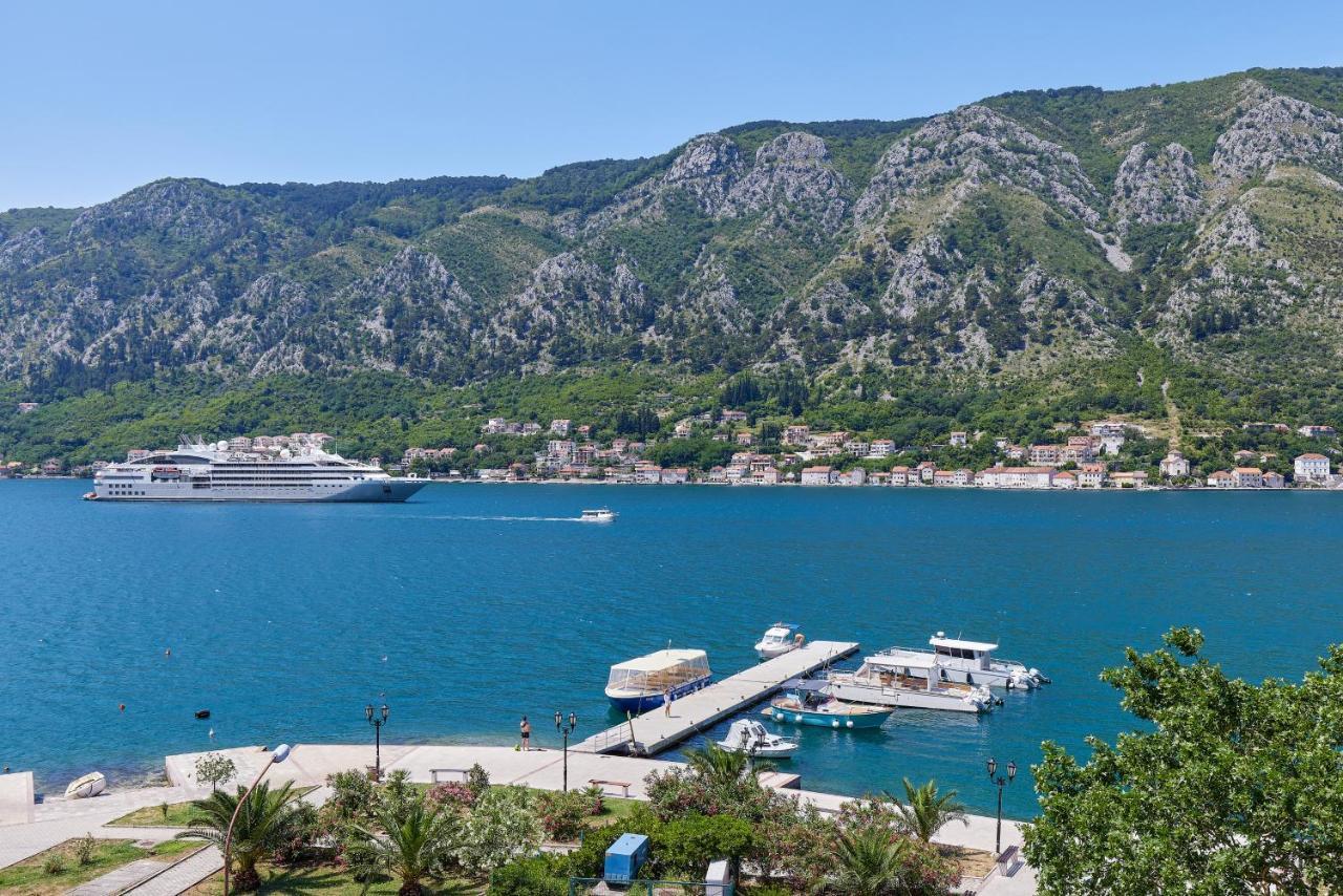 Apartment Plagenti With Sea View Kotor Exteriör bild